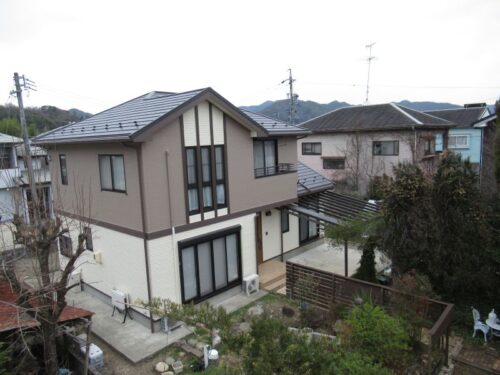 岐阜県加茂郡八百津町　外壁塗装　2色塗り分け　住友林業の家